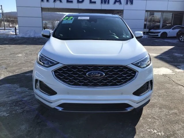 Used 2022 Ford Edge - photo 2