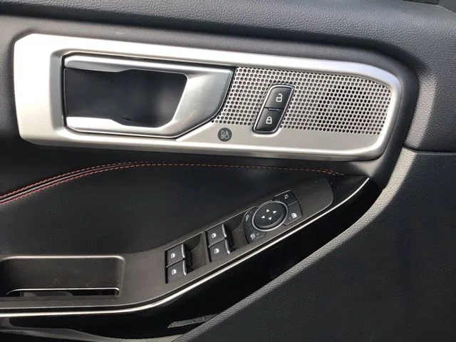 Used 2024 Ford Explorer - photo 21