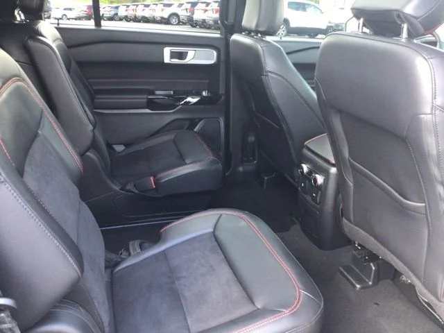 Used 2024 Ford Explorer - photo 25