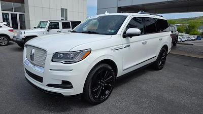 Used 2024 Lincoln Navigator - photo 2