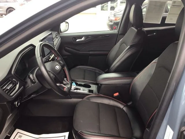 Used 2024 Ford Escape - photo 11