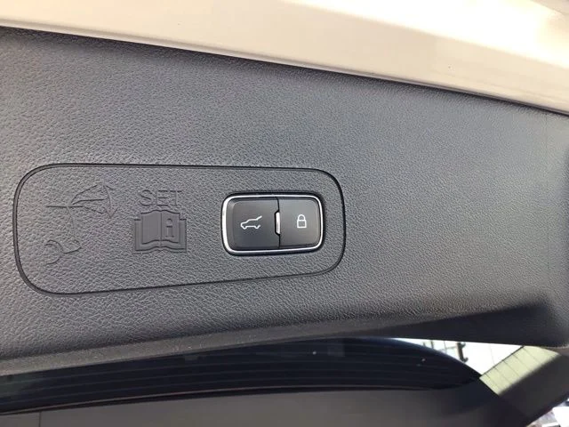 Used 2023 Lincoln Aviator - photo 27