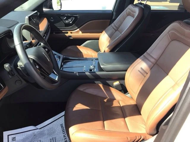 Used 2023 Lincoln Aviator - photo 10