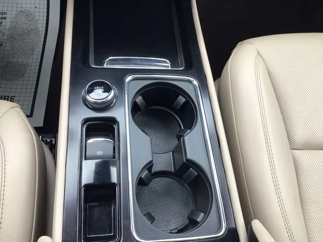 Used 2022 Lincoln Corsair - photo 18