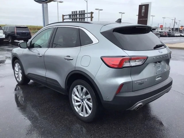 Used 2022 Ford Escape - photo 2