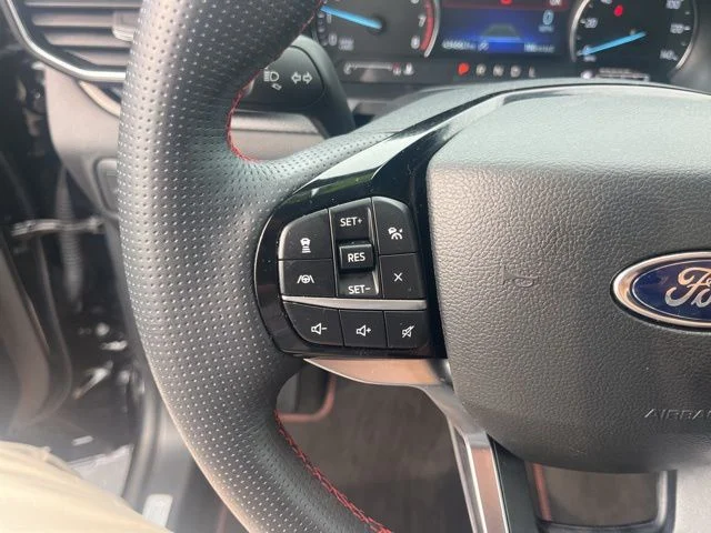 Used 2022 Ford Explorer - photo 16