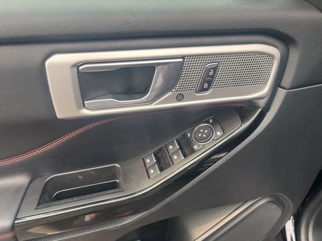 Used 2022 Ford Explorer - photo 10