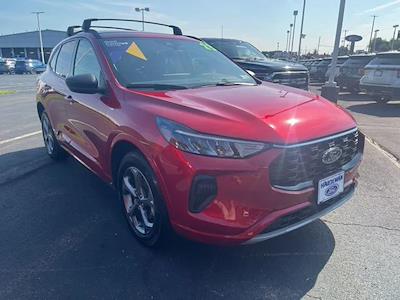 Used 2023 Ford Escape - photo 2