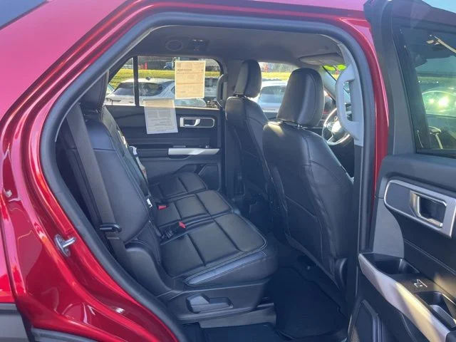 Used 2023 Ford Explorer - photo 20