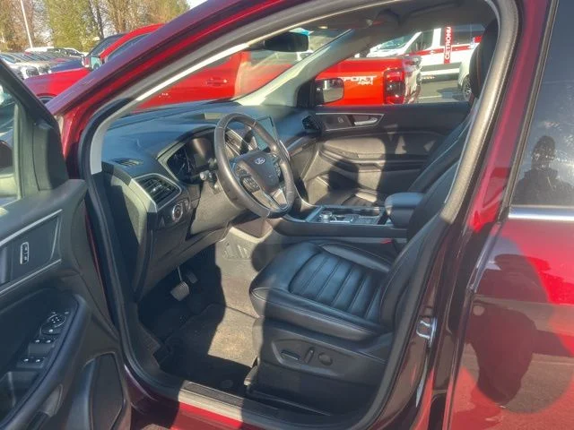Used 2023 Ford Edge - photo 9