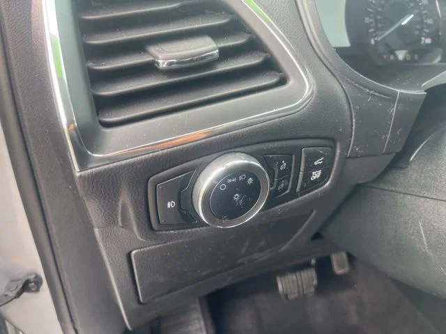 Used 2024 Ford Edge - photo 11