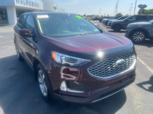 Used 2023 Ford Edge - photo 2