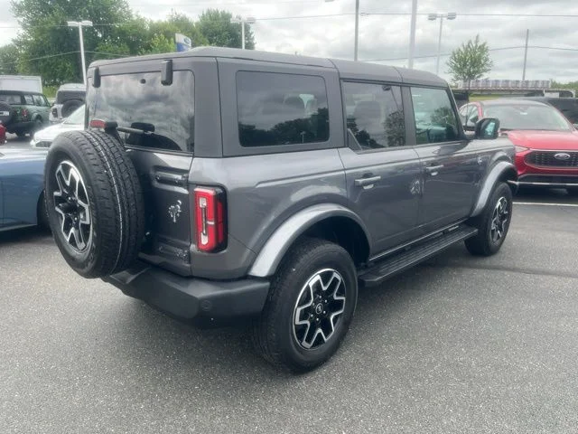 Used 2023 Ford Bronco - photo 6