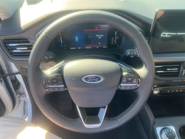 Used 2023 Ford Escape - photo 14