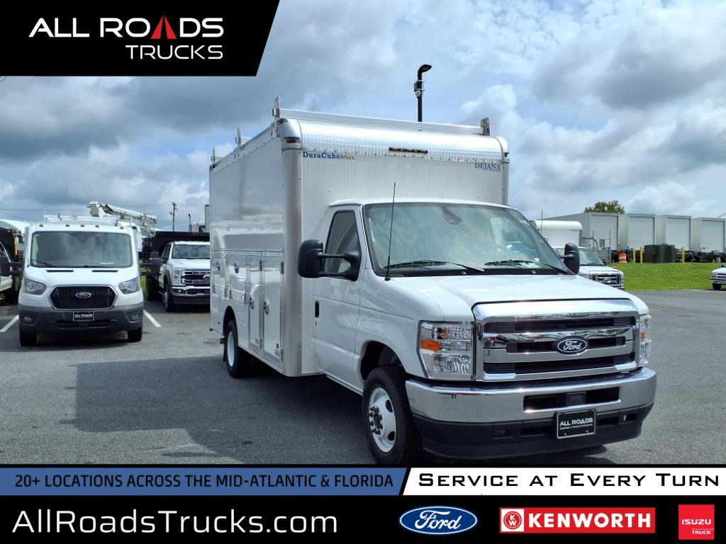 New 2026 Ford E-450 - photo 1