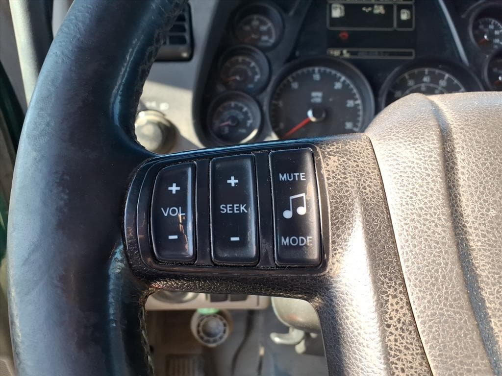 Used 2017 Peterbilt 567 - photo 15