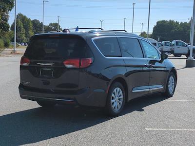 2019 Chrysler Pacifica FWD Minivan for sale #MT0270B - photo 2