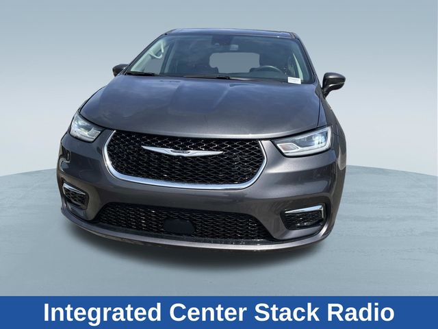 Used 2023 Chrysler Pacifica - photo 12