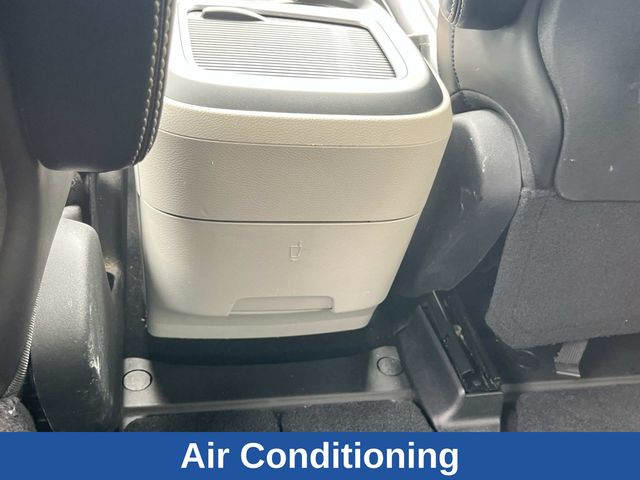 Used 2023 Chrysler Pacifica - photo 23