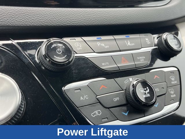 Used 2023 Chrysler Pacifica - photo 43