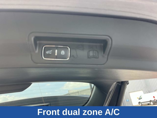 Used 2024 Ford Explorer - photo 18