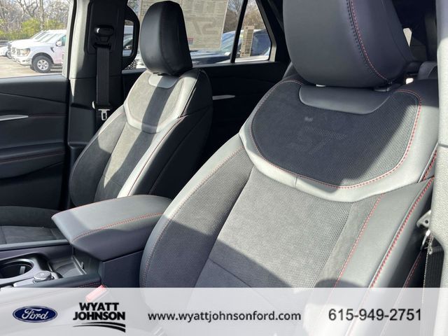 New 2026 Ford Explorer - photo 29