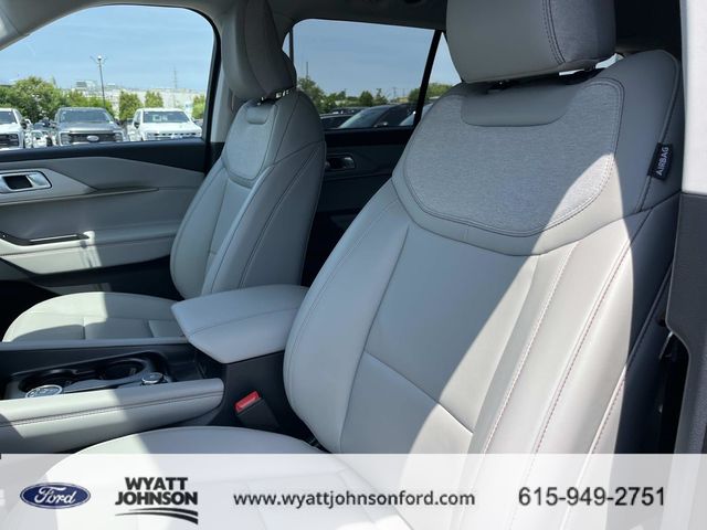 New 2026 Ford Explorer - photo 27