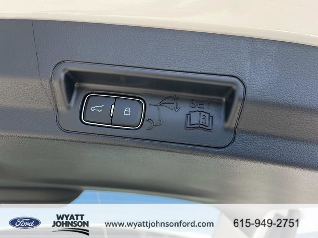 New 2026 Ford Explorer - photo 14