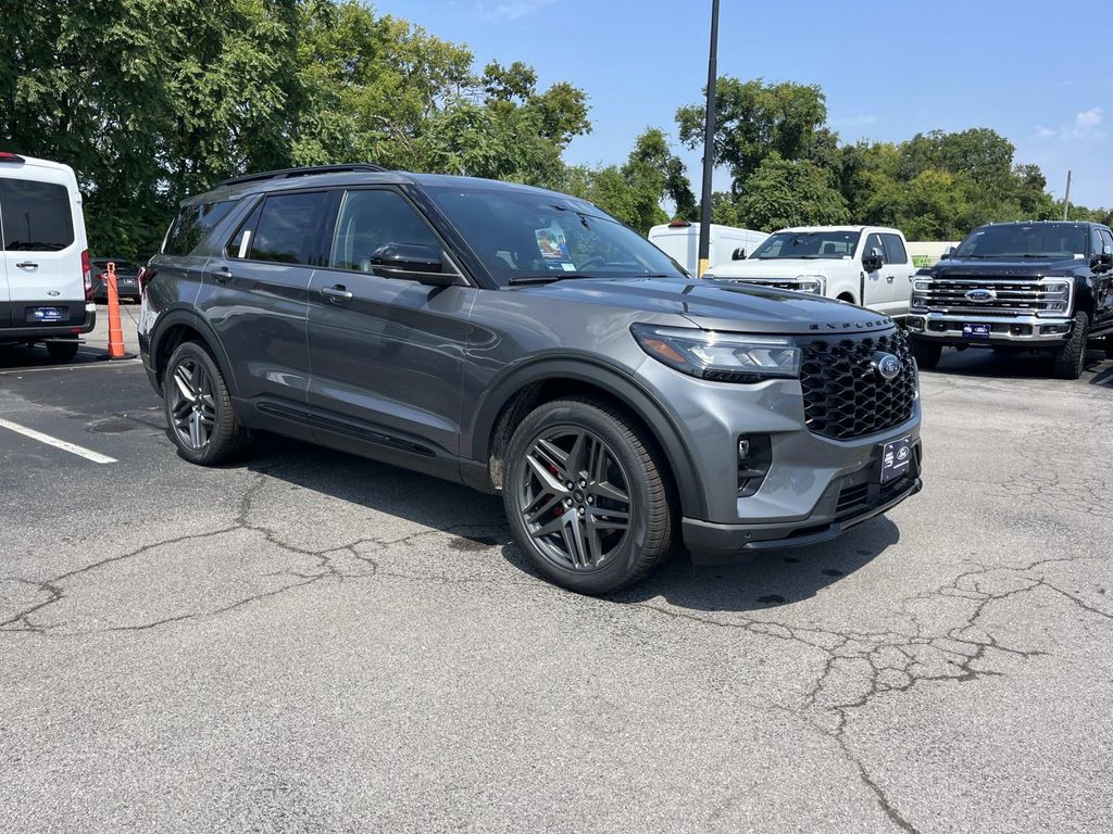 New 2026 Ford Explorer - photo 2