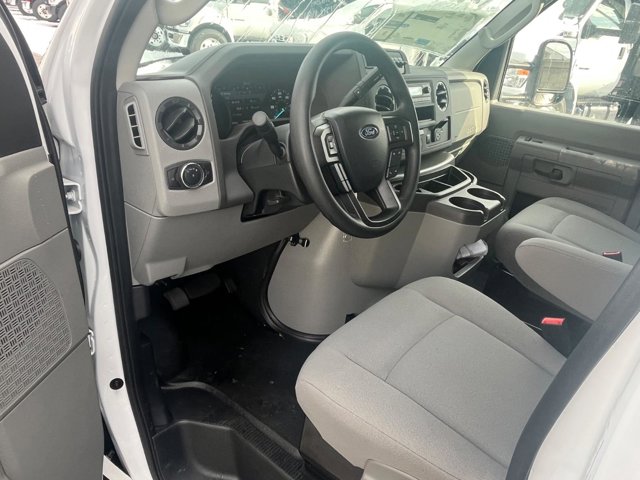 New 2026 Ford E-350 - photo 11