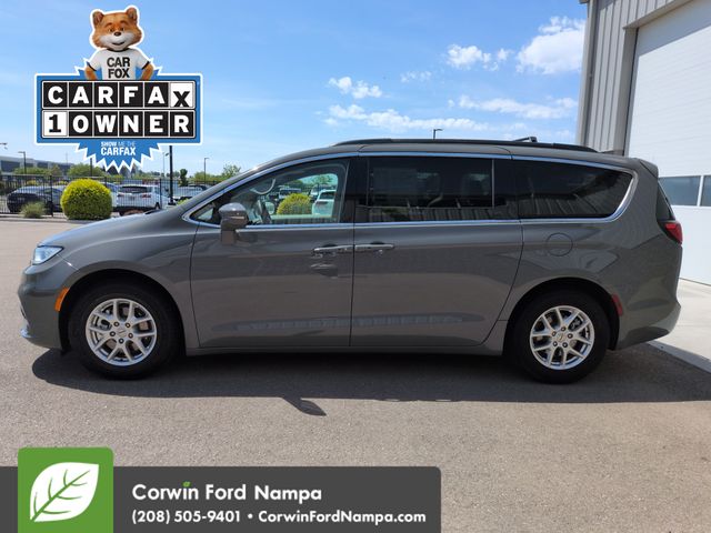Used 2022 Chrysler Pacifica - photo 7
