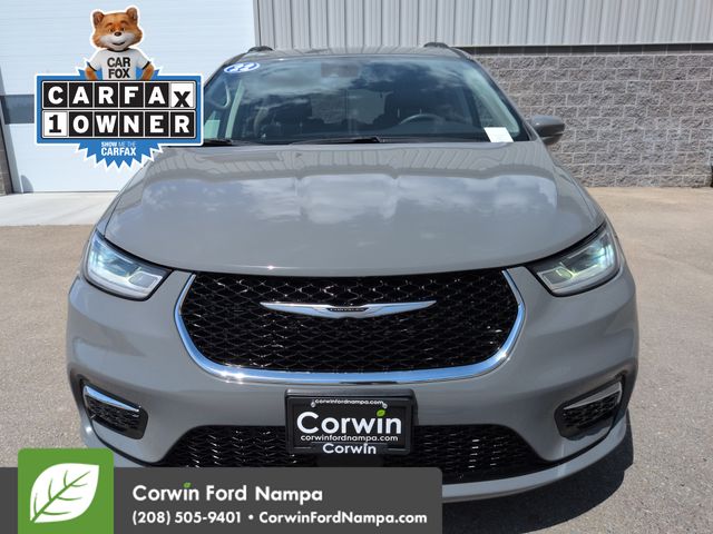 Used 2022 Chrysler Pacifica - photo 9