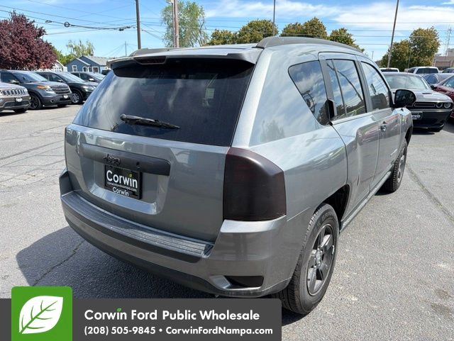 Used 2014 Jeep Compass - photo 8