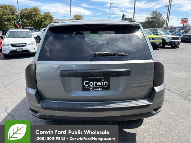 Used 2014 Jeep Compass - photo 9