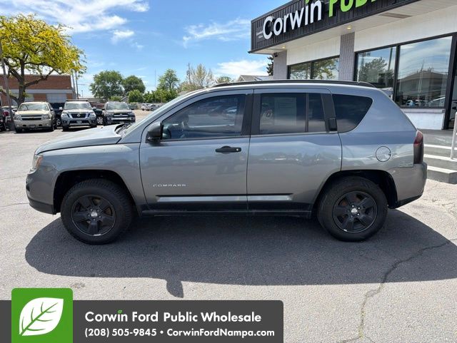 Used 2014 Jeep Compass - photo 10