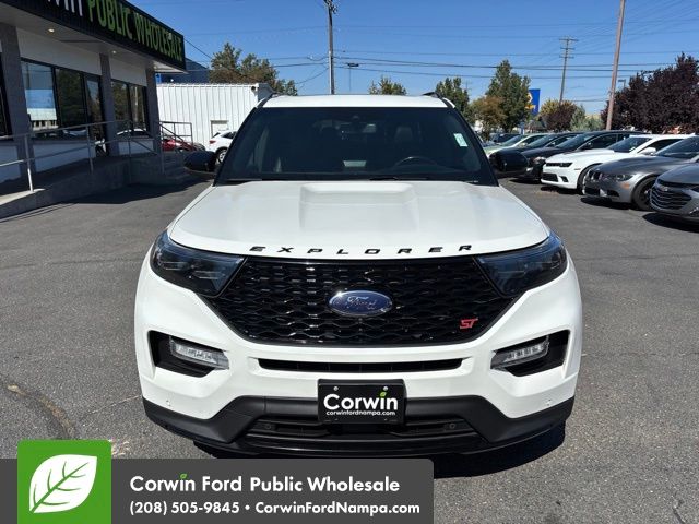 Used 2020 Ford Explorer - photo 2