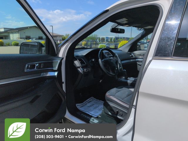 Used 2019 Ford Explorer - photo 11
