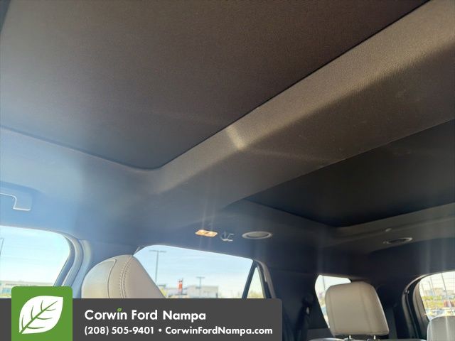 Used 2018 Ford Explorer - photo 12