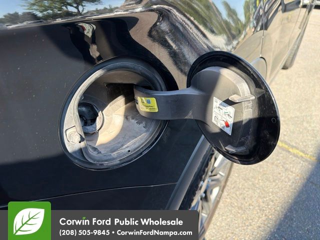 Used 2017 Ford Explorer - photo 12