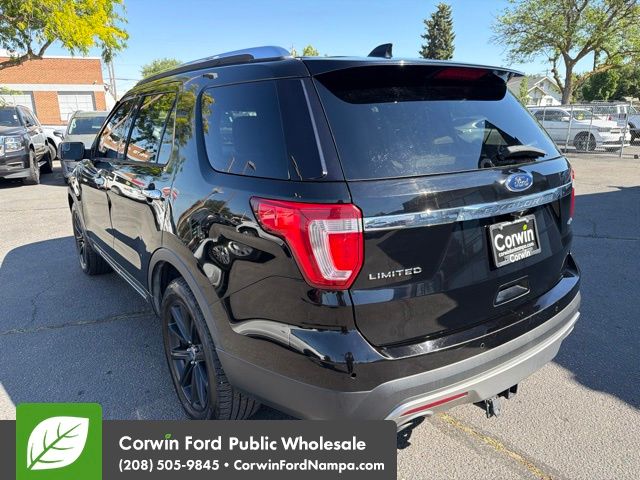 Used 2017 Ford Explorer - photo 9