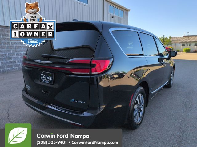 Used 2022 Chrysler Pacifica - photo 5