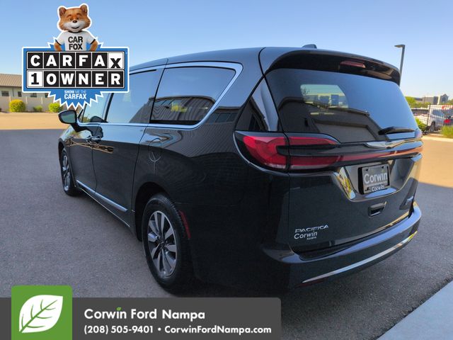 Used 2022 Chrysler Pacifica - photo 7