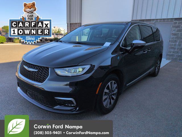 Used 2022 Chrysler Pacifica - photo 9