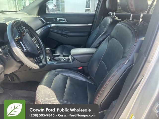 Used 2018 Ford Explorer - photo 12