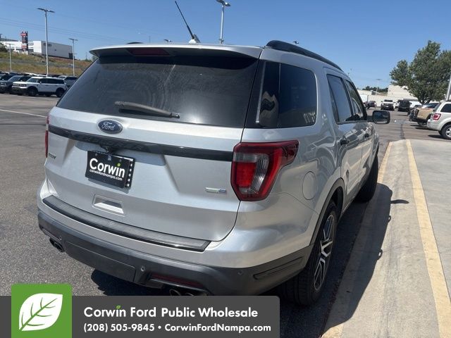 Used 2018 Ford Explorer - photo 9