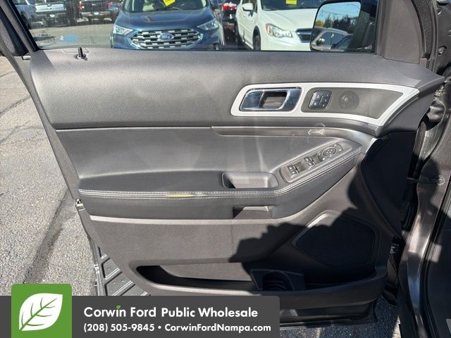 Used 2015 Ford Explorer - photo 14