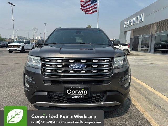 Used 2016 Ford Explorer - photo 2