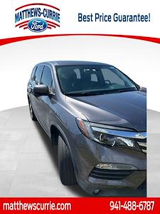 Used 2017 Honda Pilot - photo 2