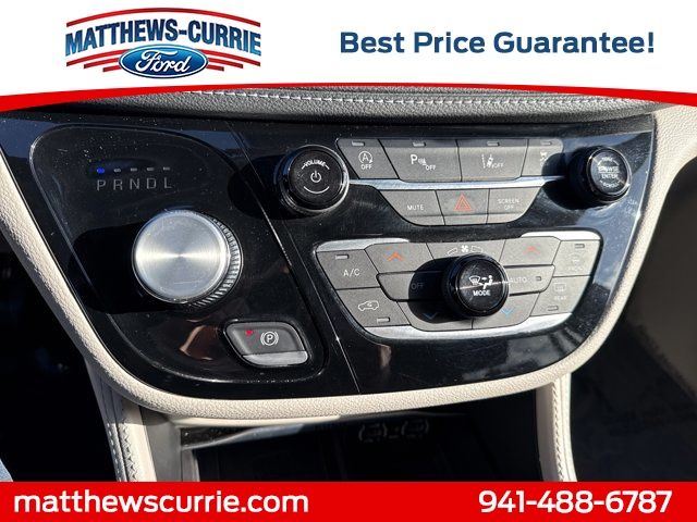 Used 2023 Chrysler Pacifica - photo 23