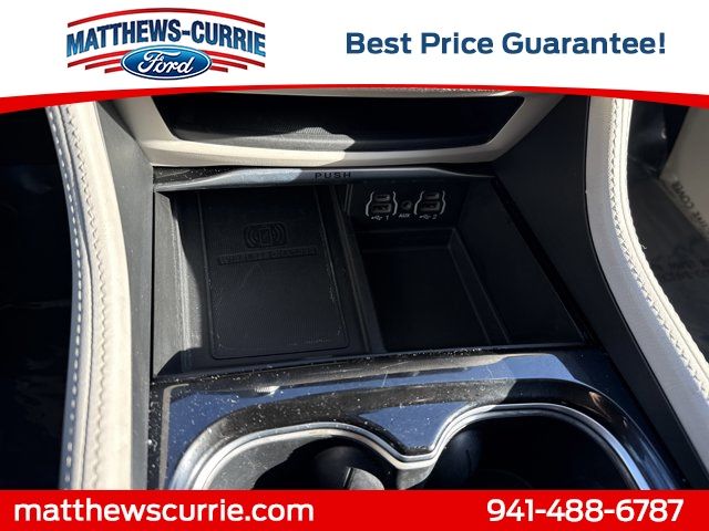 Used 2023 Chrysler Pacifica - photo 24